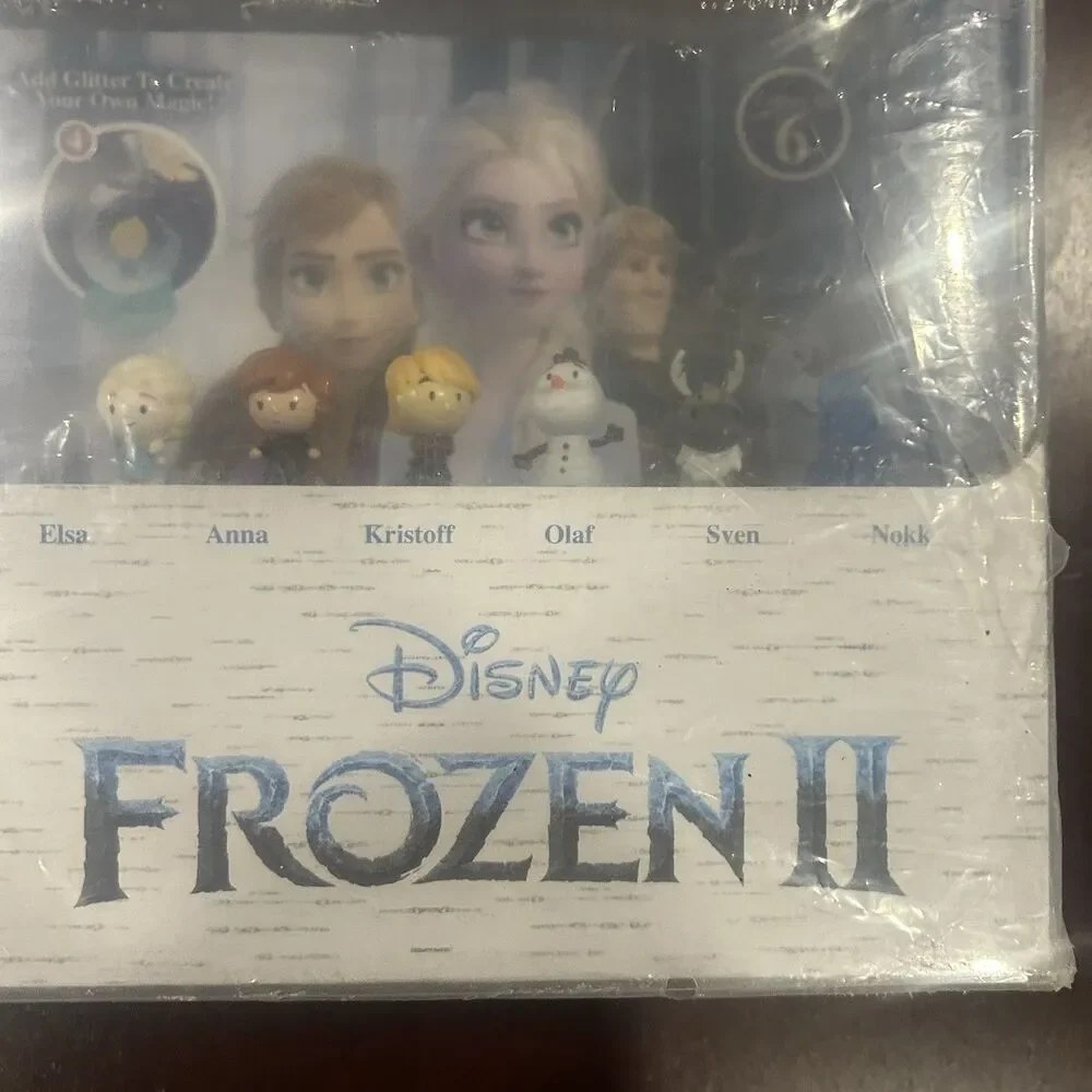 Disney Frozen II Snow Globe Surprise Mystery Set Add Water New Sealed Elsa Olaf